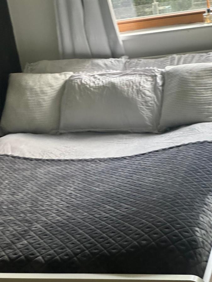 Spacious Room With Relaxing View 더블린 외부 사진