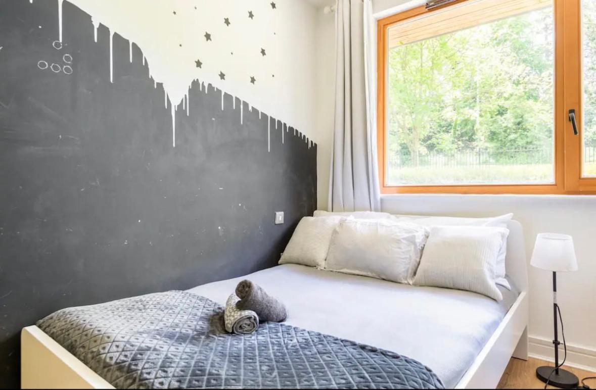Spacious Room With Relaxing View 더블린 외부 사진