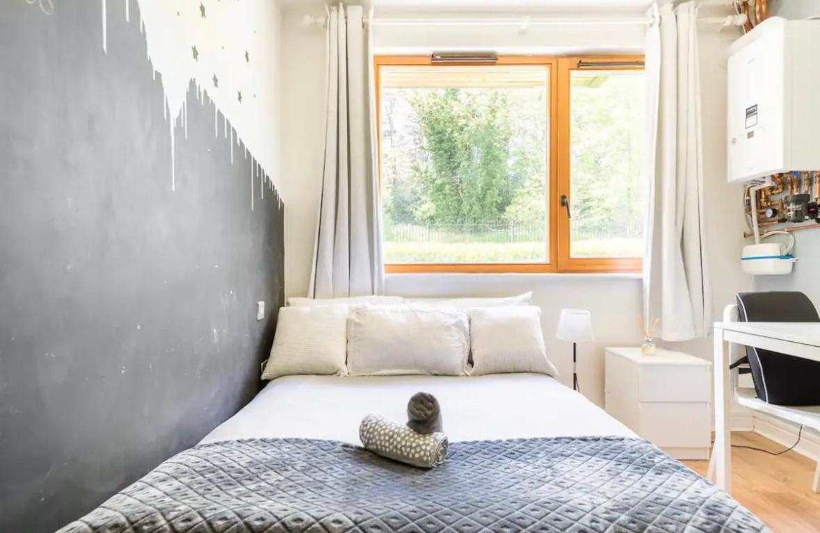 Spacious Room With Relaxing View 더블린 외부 사진