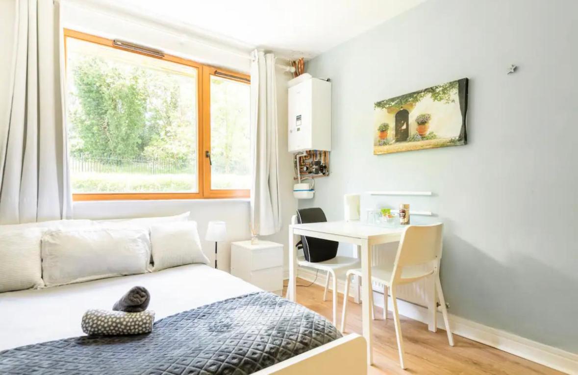 Spacious Room With Relaxing View 더블린 외부 사진